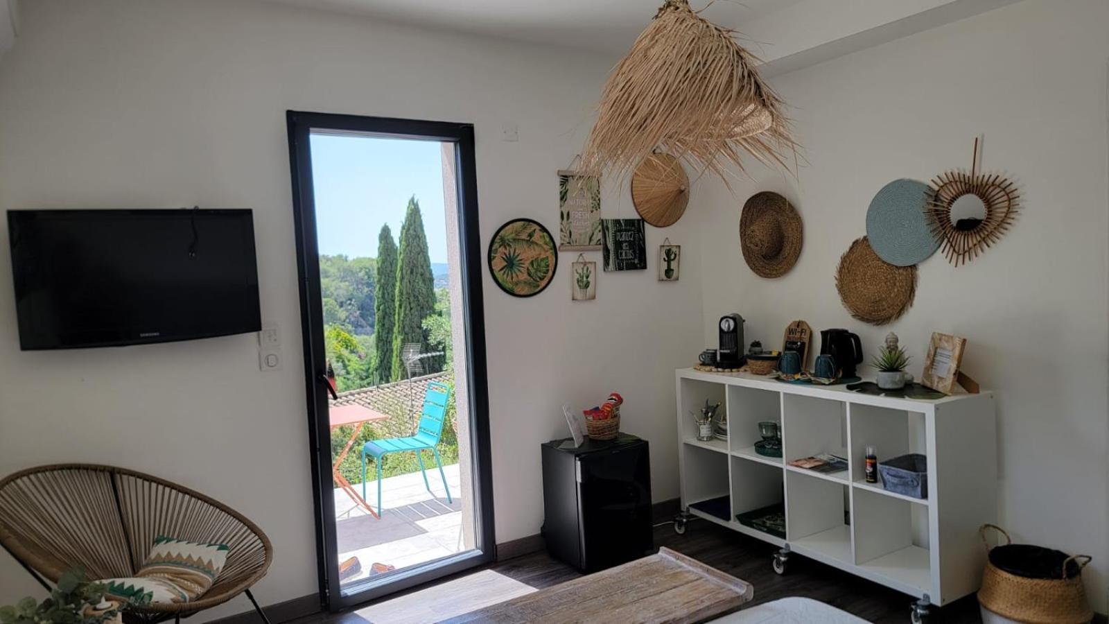 Chez Jeff & Aurelie Hotel Draguignan Bagian luar foto